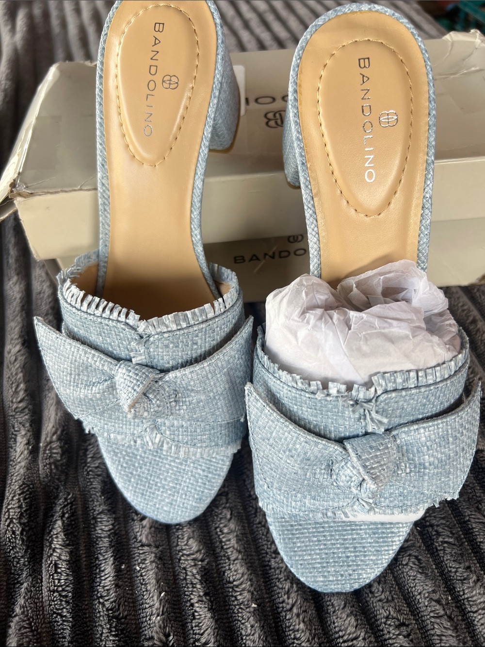 Bandolino Light Blue Textured Bow Slip-On Mules New in Box